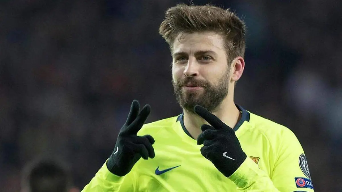 Piqué es sorprendido en Suecia con una mujer desconocida